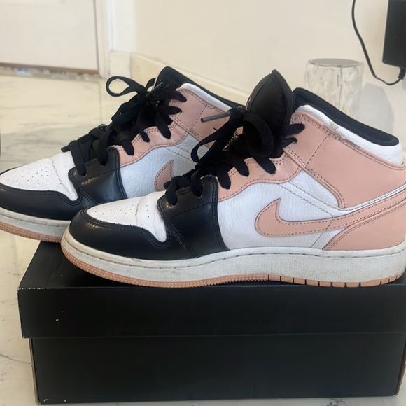 resell - Picture 2 of 9